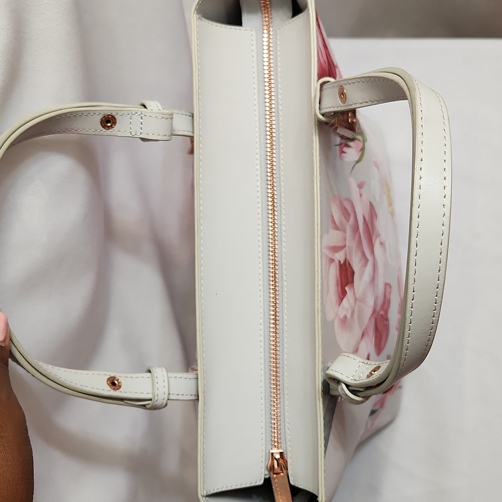 Ted Baker London Jovelle Floral Tote Bag Set - Picture 4 of 15